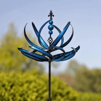 Shop variety of wholesale metal windspinners, ballon spinners, and solar powered garden products 