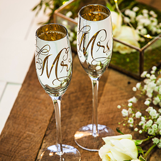 Wine Glasses & Champagne Flutes