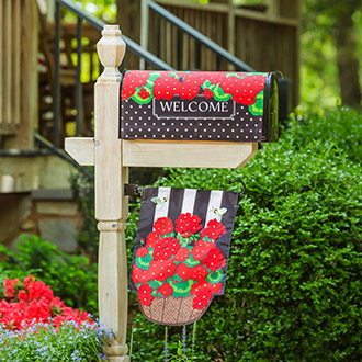 Post Huggers & Mailbox Covers