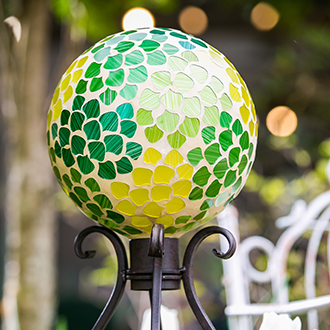 Gazing Balls & Stands